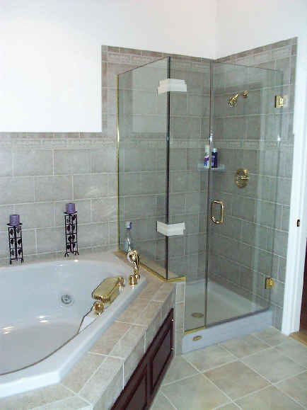 shower1.jpg (22250 bytes)